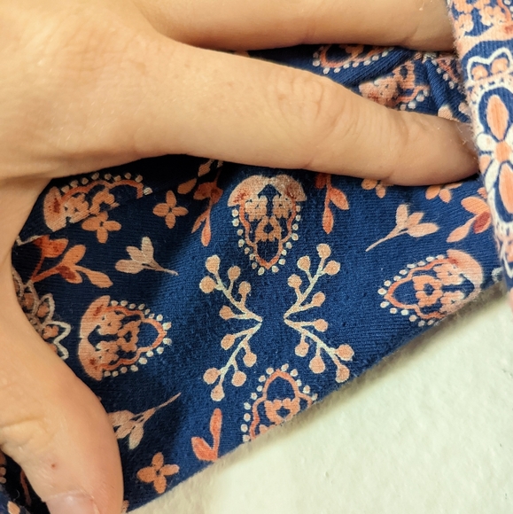 Torrid Medallion Paisley Leggings - Picture 8 of 8